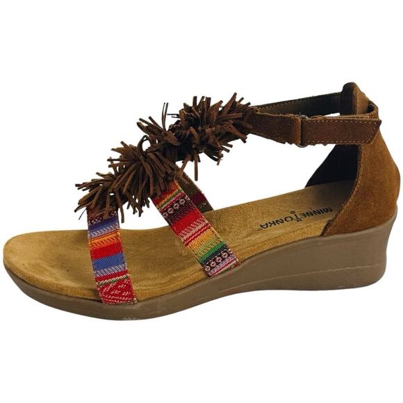 NWB Minnetonka Desi Fringe Suede Ankle Strap Wedge Sandal Brown Women's Size 9M - Picture 7 of 15